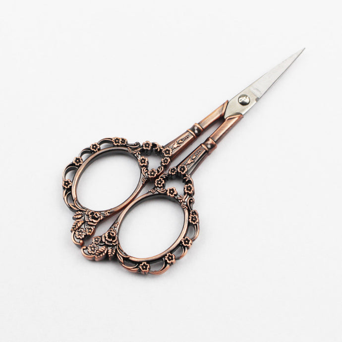 4 colors Vintage Floral Pattern Scissors Seamstress Plum Blossom Tailor Scissor Antique Sewing Scissors for Fabric Tool